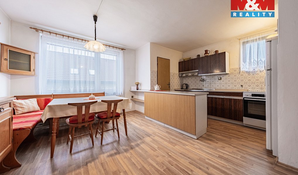 Prodej domu 230 m² s pozemkem 832 m², Bohutín – náhled fotky 2