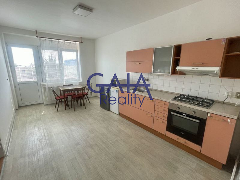 Prodej bytu 1+1 61 m²