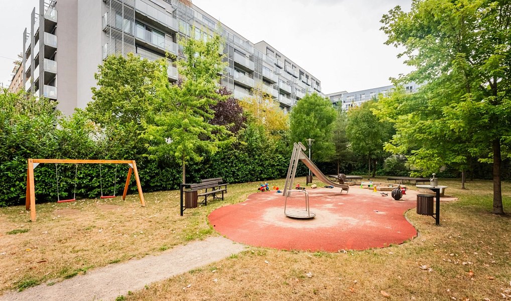Pronájem bytu 2+kk 54 m², Praha – náhled fotky 27
