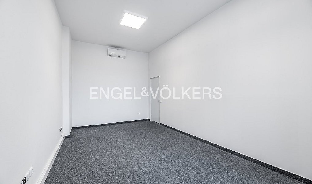 Pronájem kanceláře 26 m², Praha – náhled fotky 3