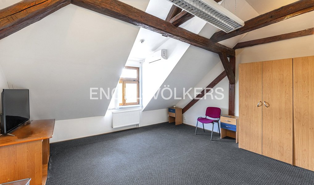 Pronájem kanceláře 123 m², Praha – náhled fotky 2