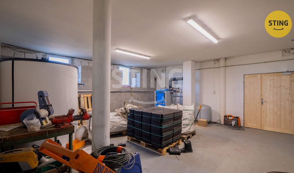 Prodej komerčního objektu (jiného typu) 1 100 m², Opava – náhled fotky 15