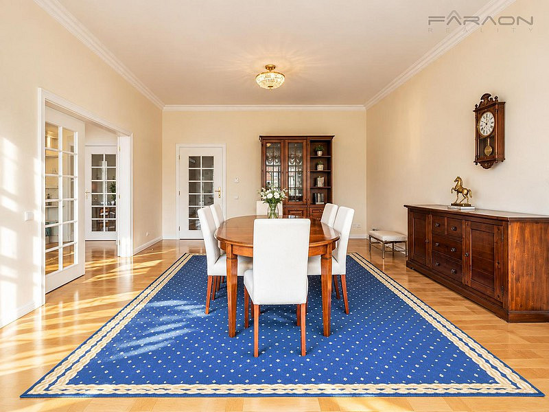 Pronájem bytu 5+kk 190 m² – fotografie 3