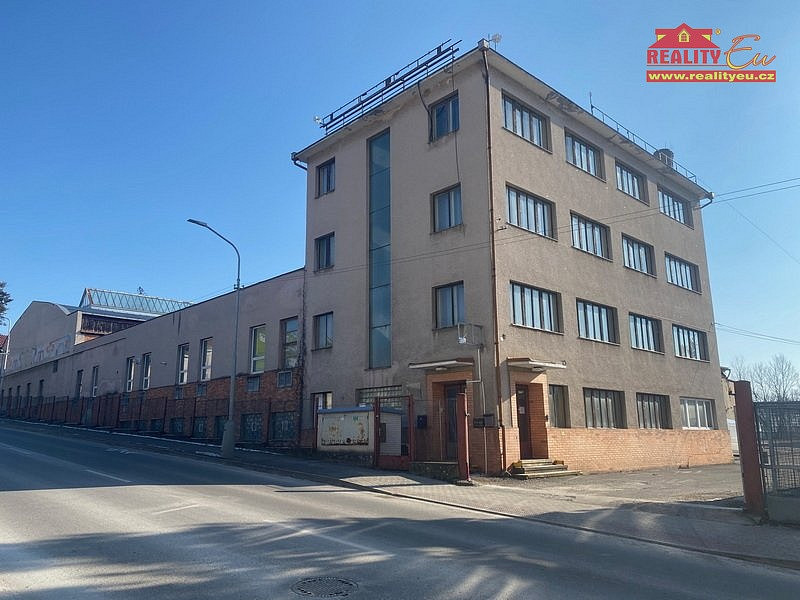 Pronájem skladovacích prostor 1 322 m² – pohled 3