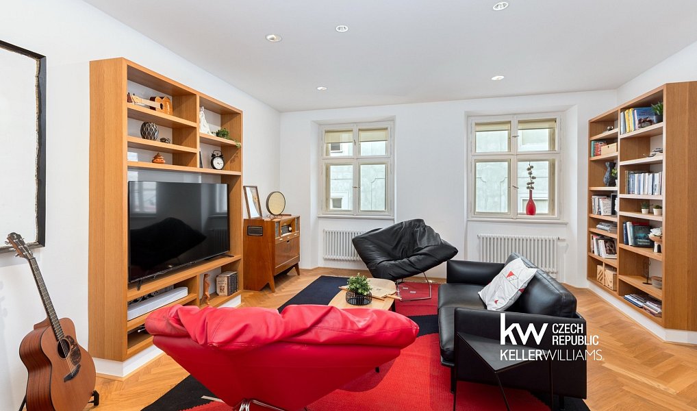 Prodej bytu 6+kk 231 m², Praha – náhled fotky 3