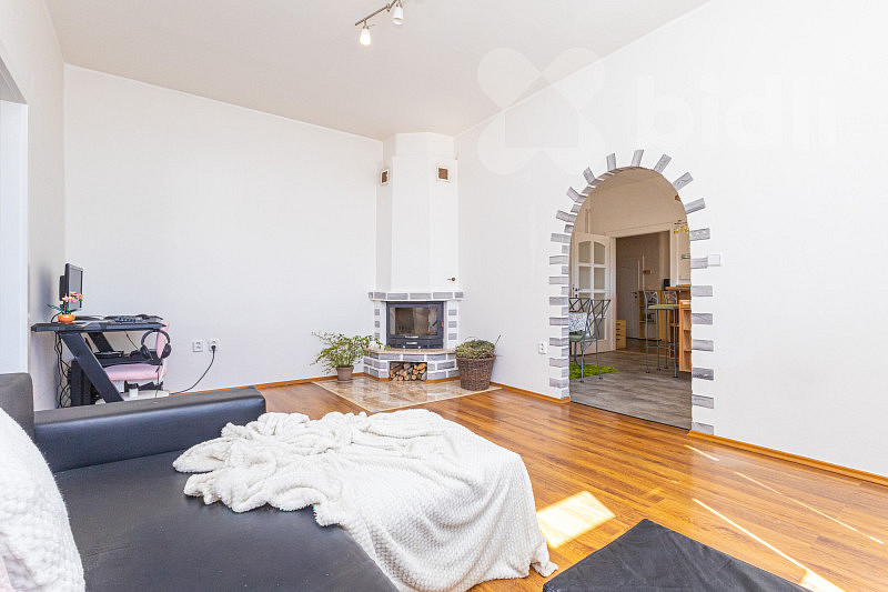 Prodej bytu 2+1 86 m² – fotografie 2