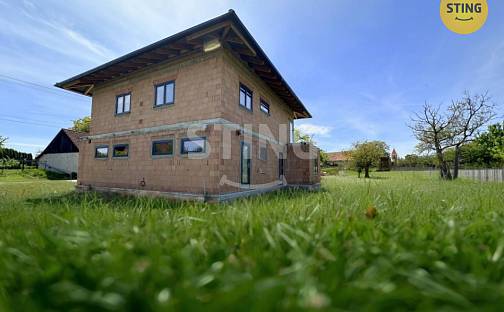 Prodej domu 285 m² s pozemkem 1 323 m², Krhov, okres Třebíč