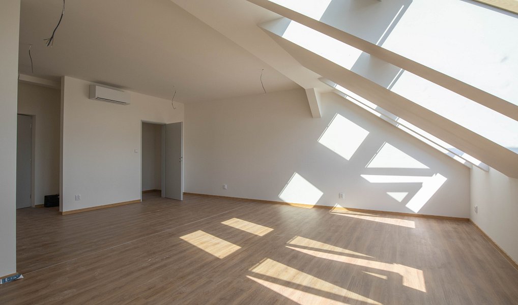 Pronájem kanceláře 63 m², Říčany – náhled fotky 8