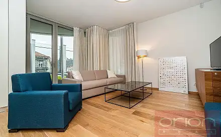 Pronájem bytu 1+kk 65 m²