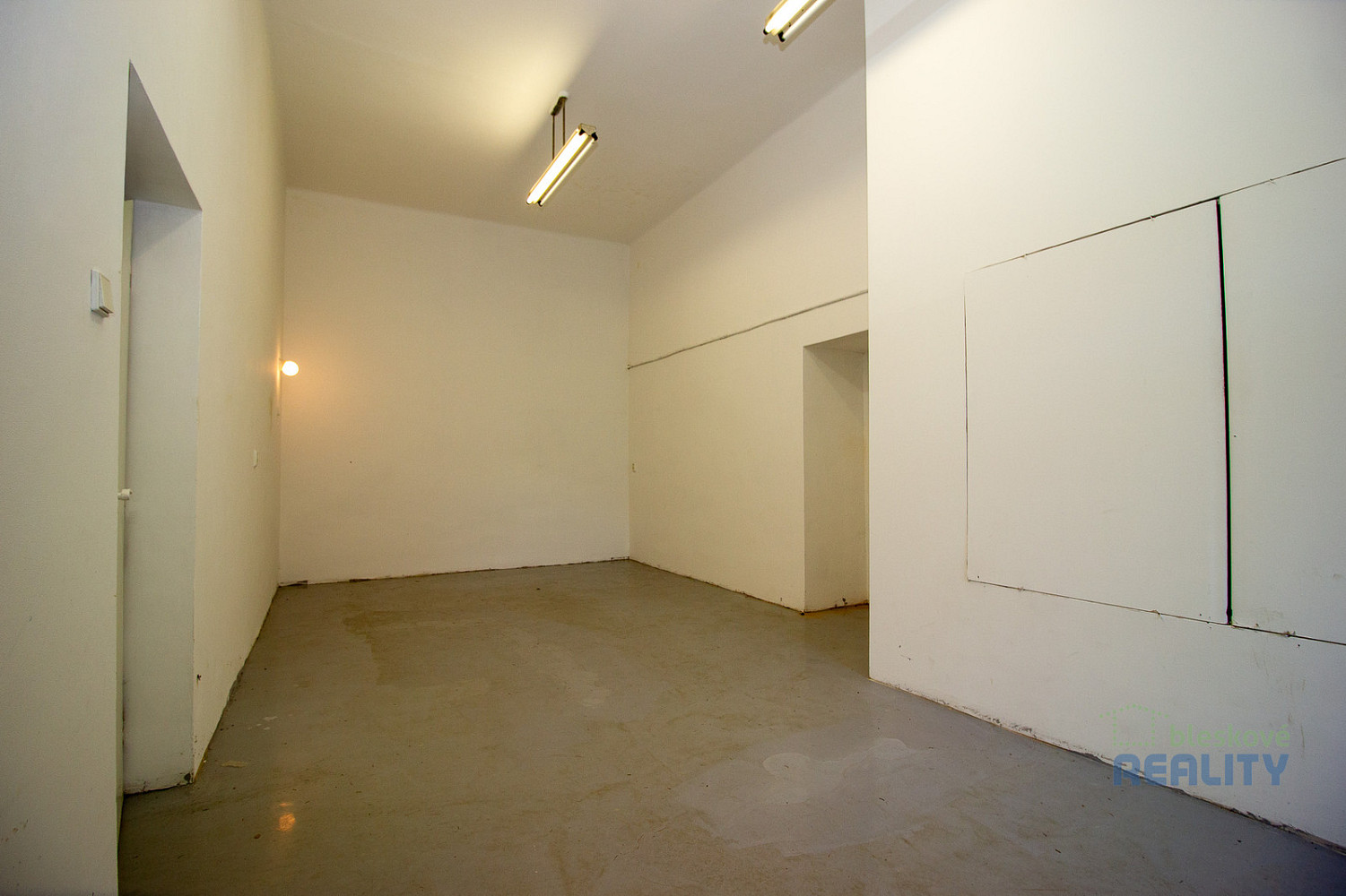 Pronájem skladovacích prostor 28 m² – fotografie 3