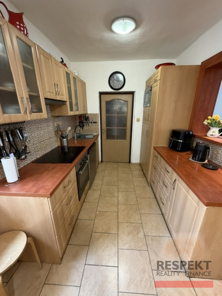 Prodej domu 204 m² s pozemkem 375 m² — photo 4