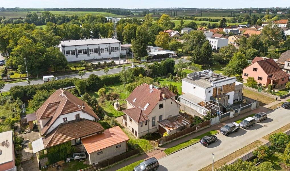Prodej domu 196 m² s pozemkem 839 m², Praha – náhled fotky 24