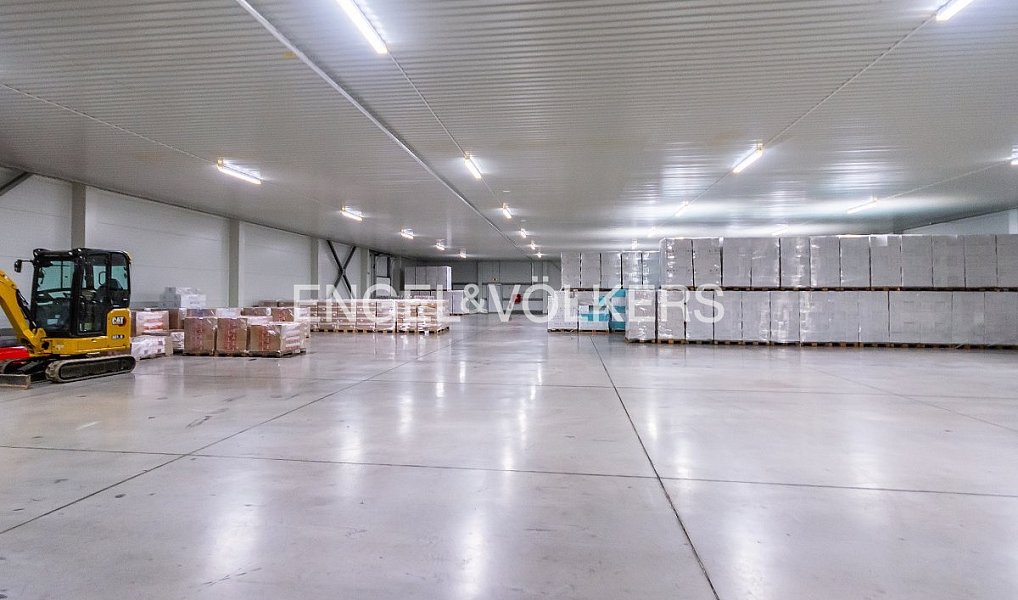 Pronájem skladovacích prostor 1 890 m², Herink – náhled fotky 5