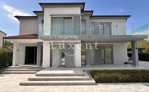 Prodej domu 280 m² s pozemkem 1 294 m², Sibenik, Chorvatsko