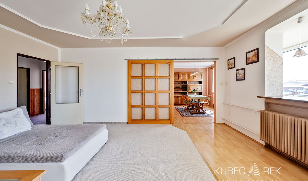 Prodej domu 190 m² s pozemkem 400 m², Tábor – náhled fotky 9