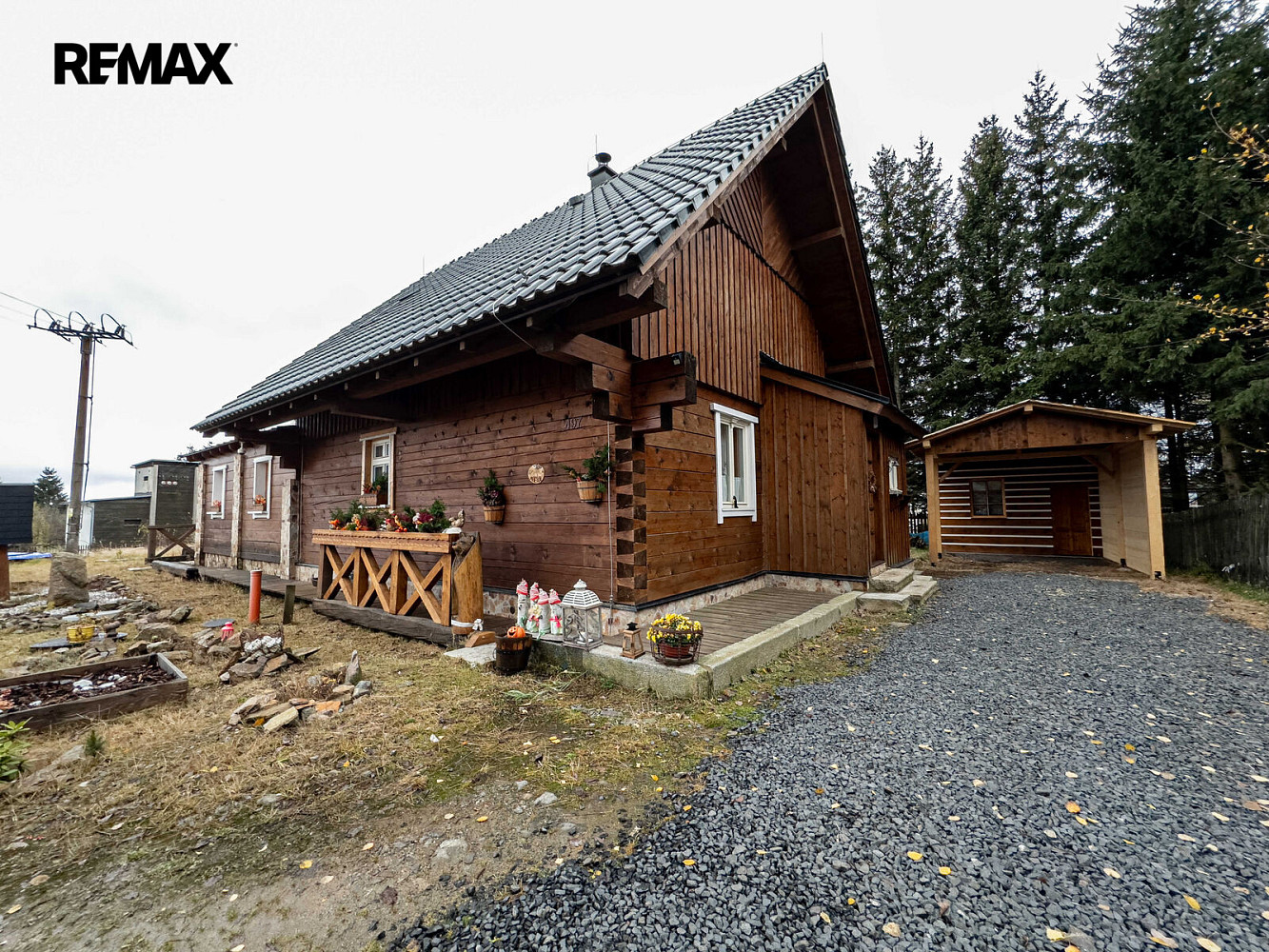 Prodej domu 153 m² s pozemkem 635 m² – fotografie 2