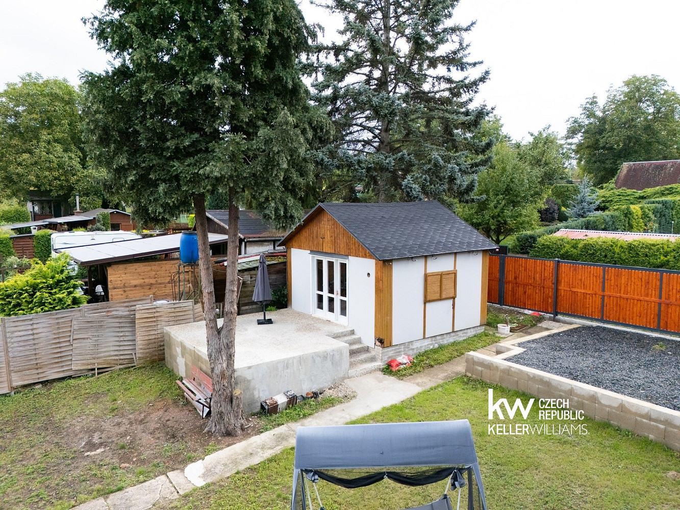 Prodej chaty/chalupy 30 m² s pozemkem 393 m² – fotografie 2