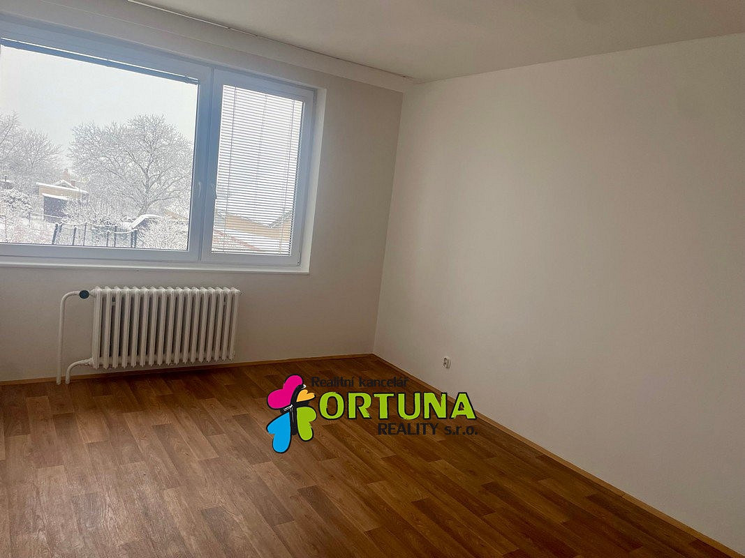Pronájem bytu 4+kk 100 m² — photo 3