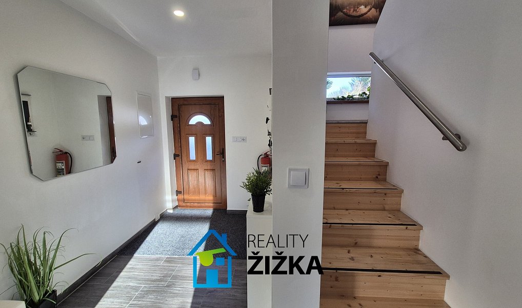 Prodej domu 106 m² s pozemkem 437 m², Sklené – náhled fotky 10