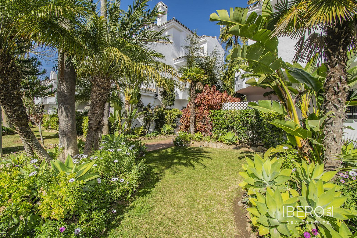 4+kk Apartment in Marbella, Nueva Andalucía - Vista 5