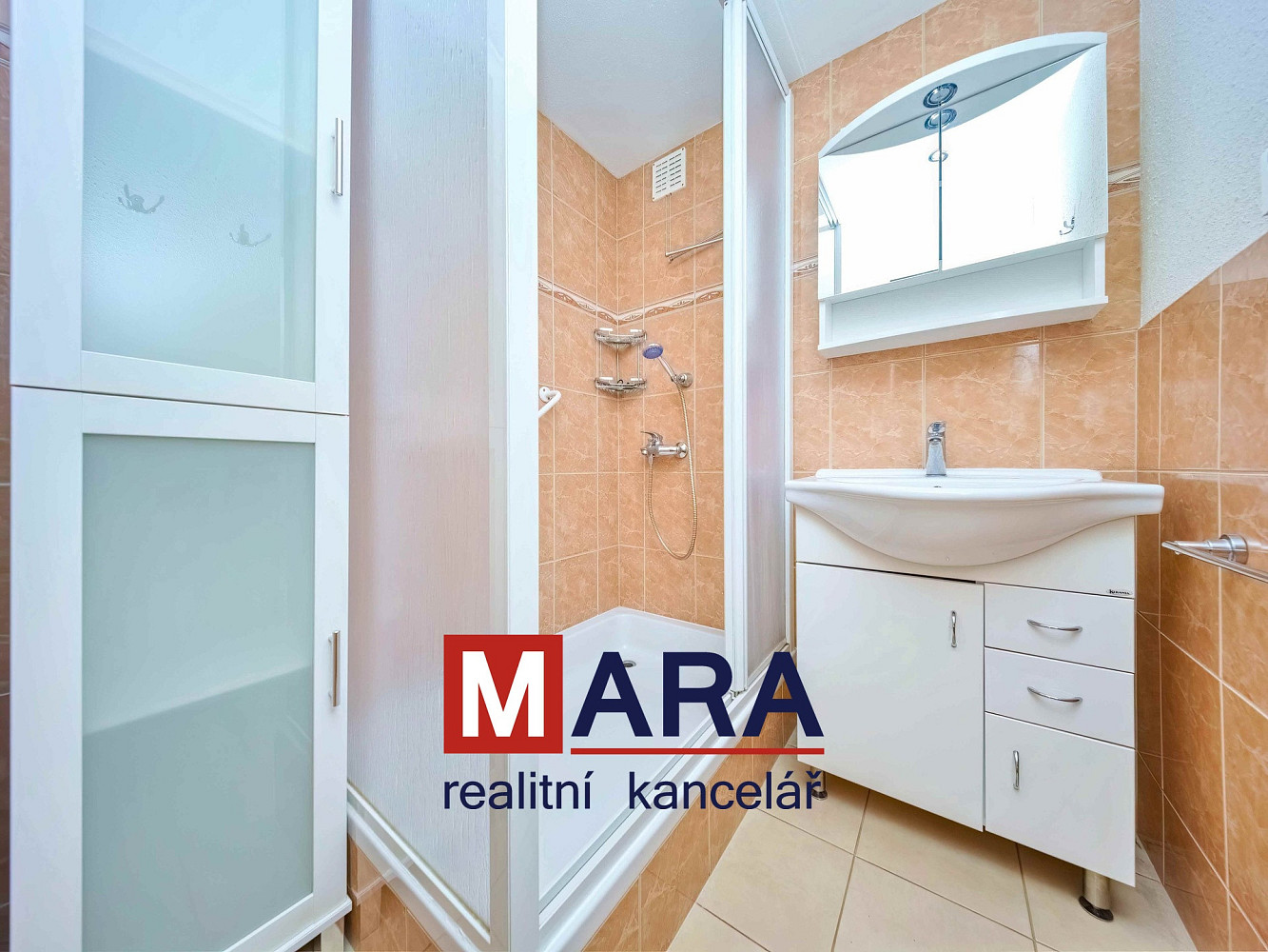 Prodej bytu 3+1 64 m² — photo 2