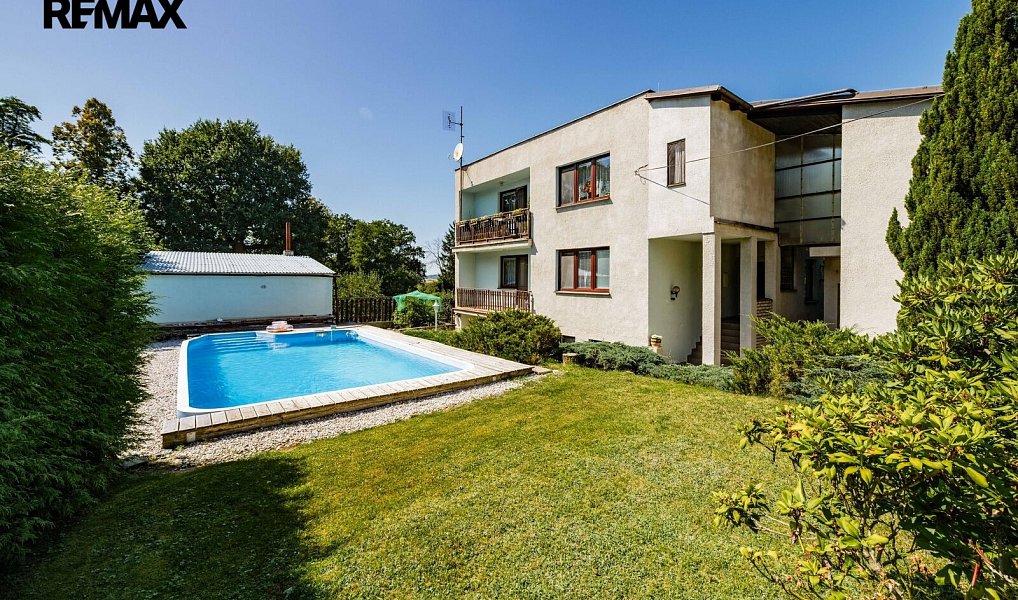 Prodej domu 290 m² s pozemkem 1 221 m², Sedlec-Prčice – náhled fotky 2