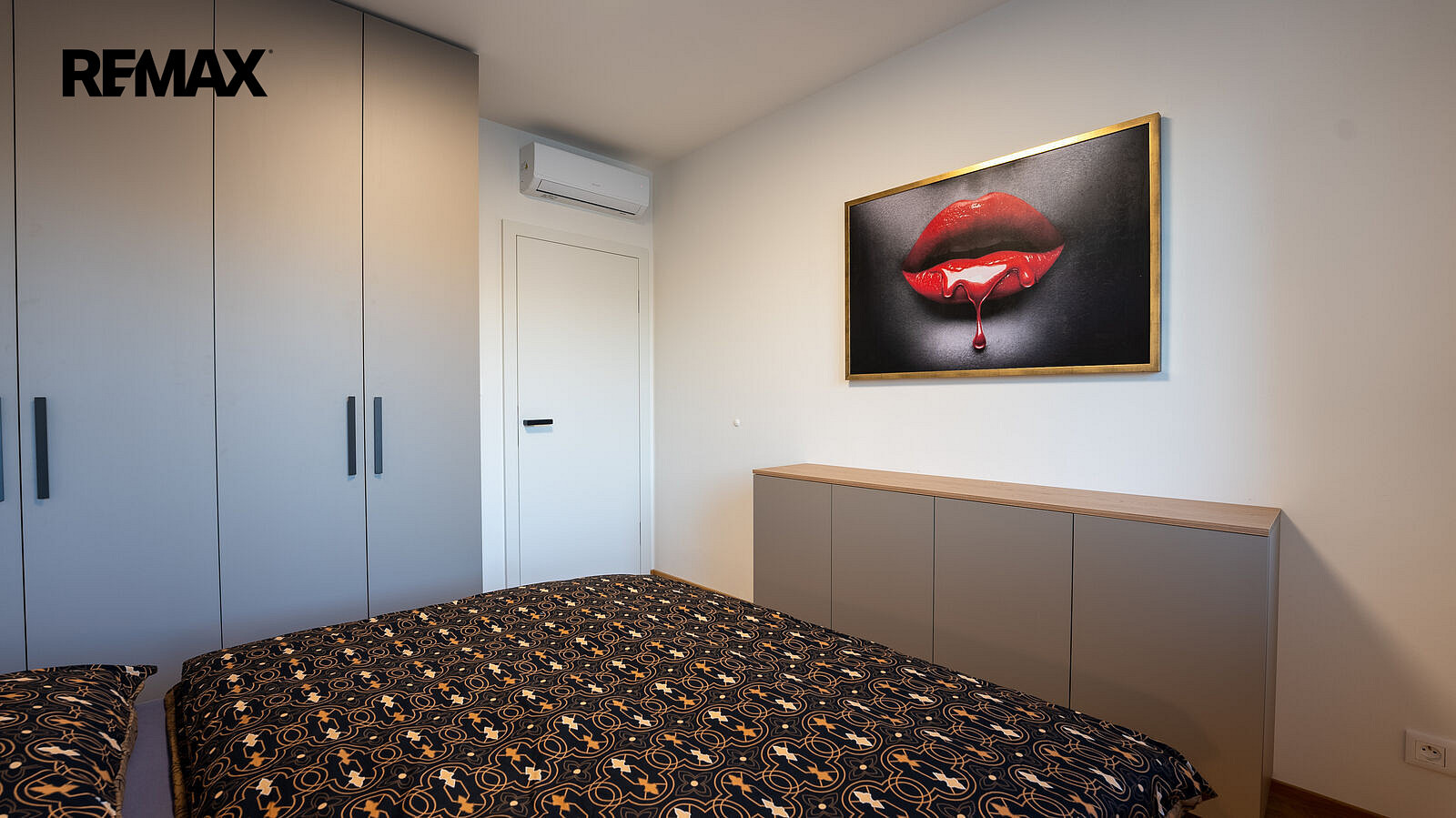 Pronájem bytu 2+kk 49 m² – fotografie 3