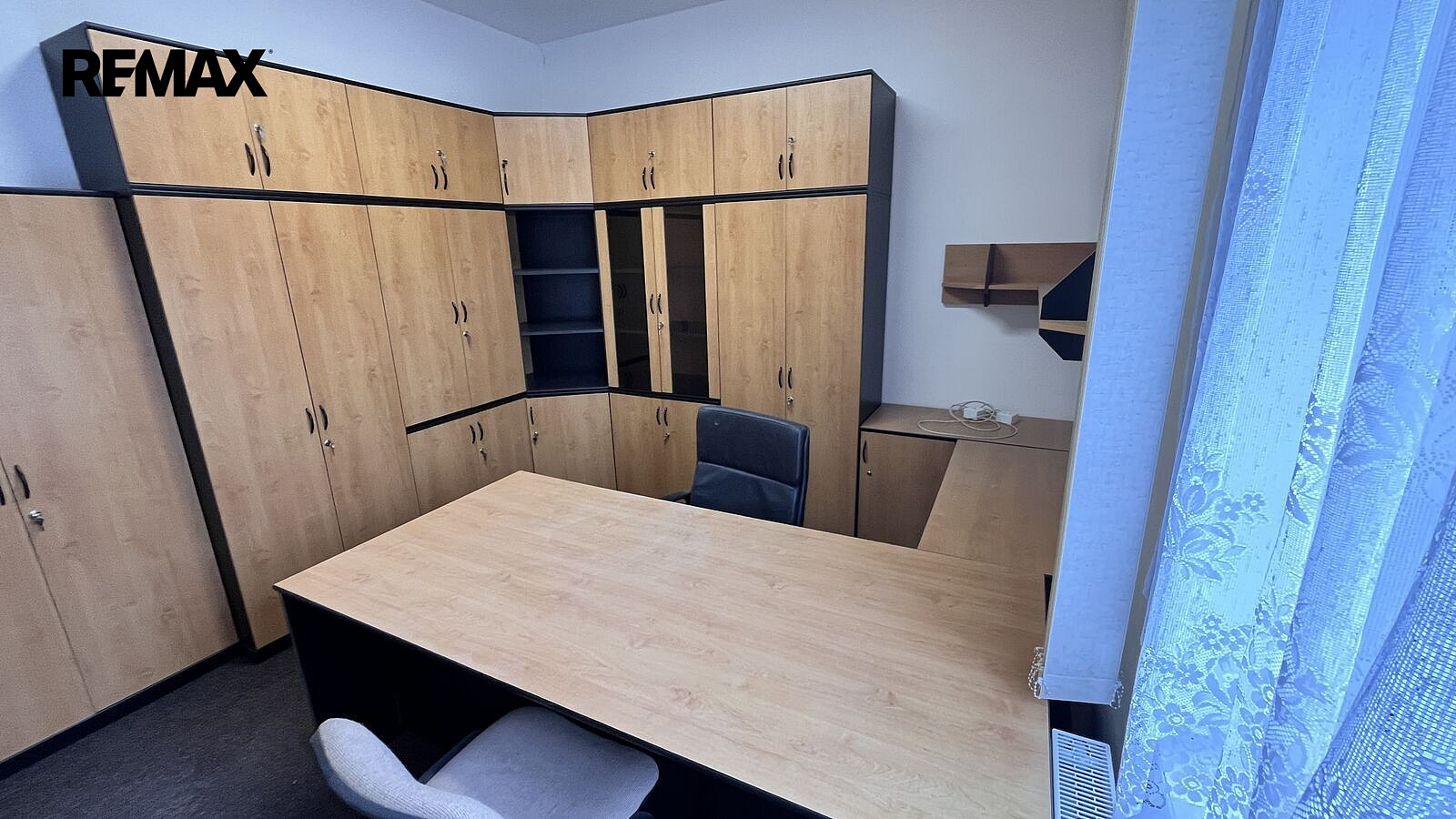 Pronájem kanceláře 70 m² – fotografie 4