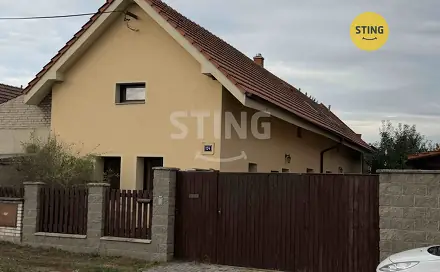 Pronájem domu 170 m² s pozemkem 307 m², Cítov, okres Mělník