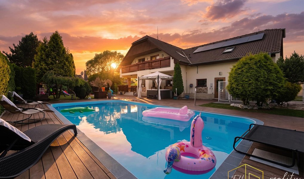 Prodej domu 400 m² s pozemkem 1 728 m², Mariánské Radčice – náhled fotky 3