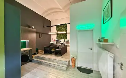 Pronájem obchodních prostor 89 m², Husitská, Praha 3 - Žižkov