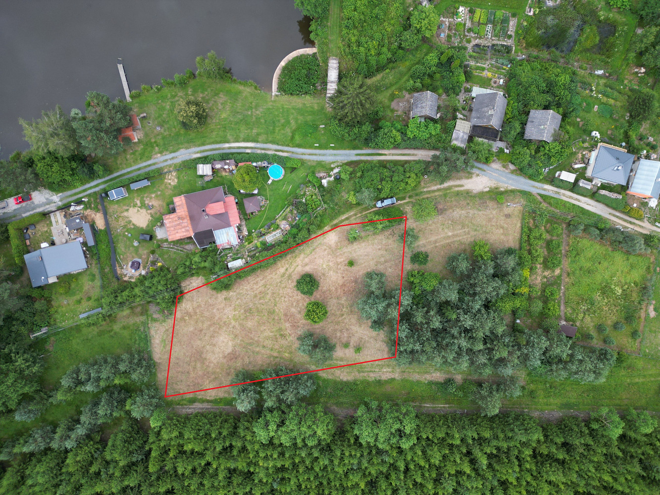 Prodej stavebního pozemku 1 584 m²