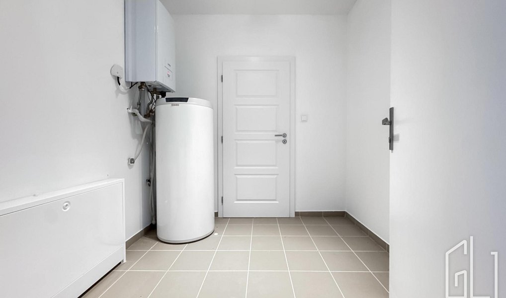 Prodej domu 317 m² s pozemkem 1 674 m², Trnová – náhled fotky 9