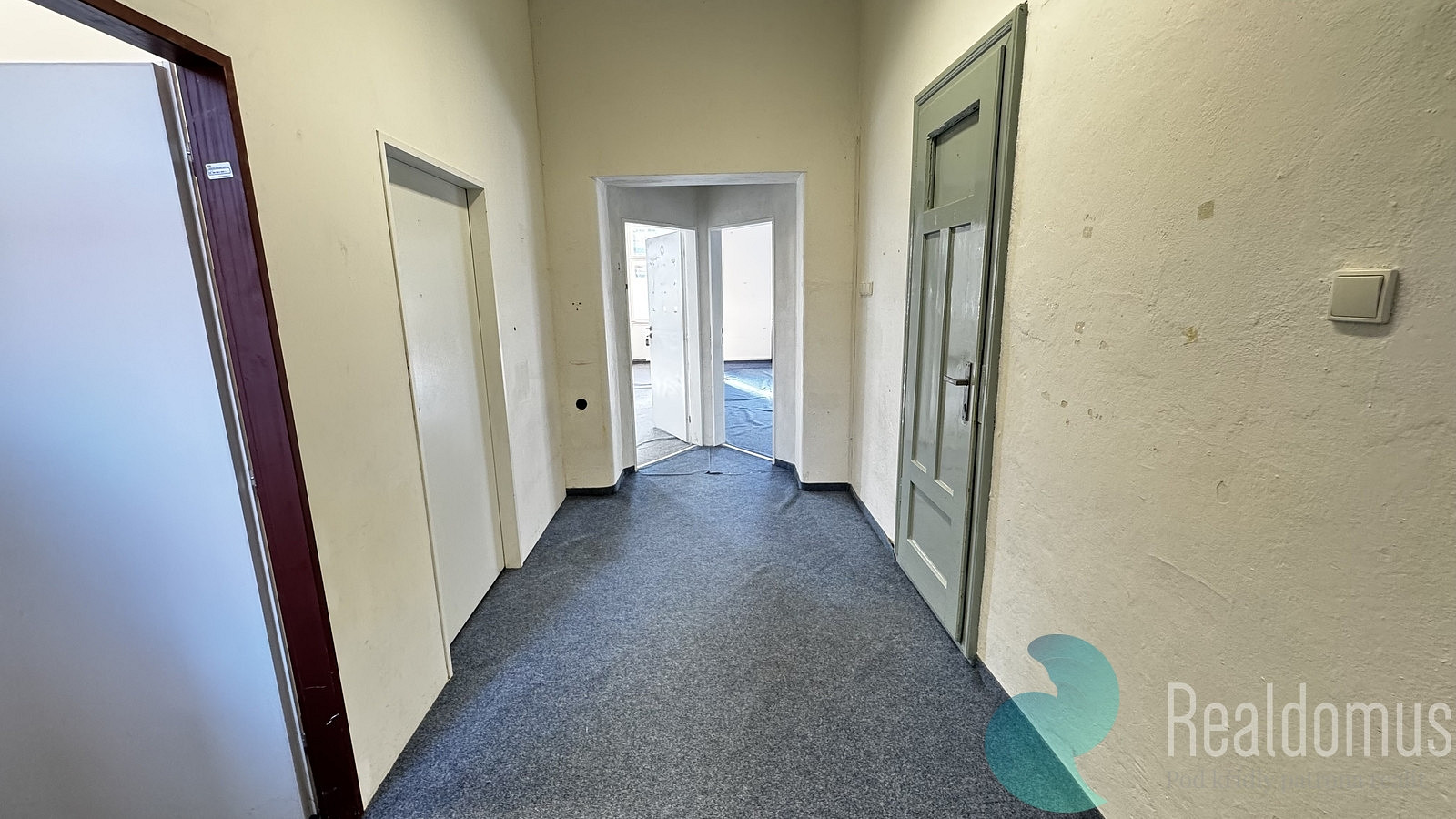 Pronájem kanceláře 150 m² — photo 4