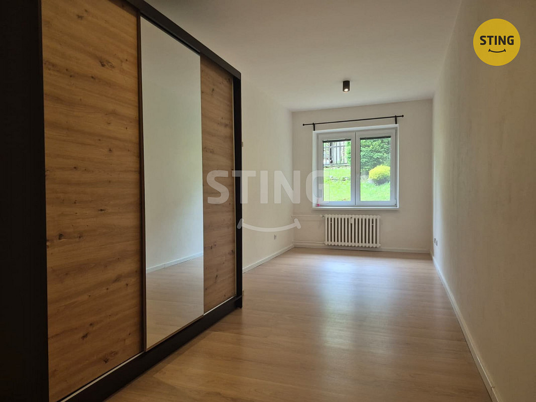 Pronájem bytu 2+kk 54 m² — photo 3