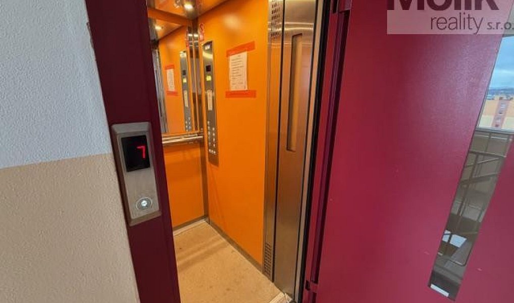 Pronájem bytu 2+kk 39 m², Most – náhled fotky 12