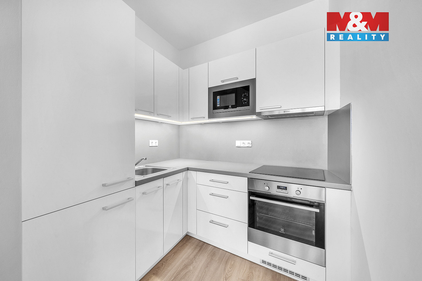 Pronájem bytu 2+kk 58 m² — photo 2