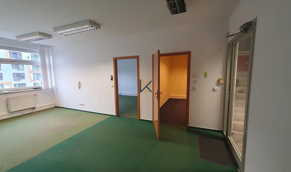 Pronájem kanceláře 270 m², Praha – náhled fotky 5