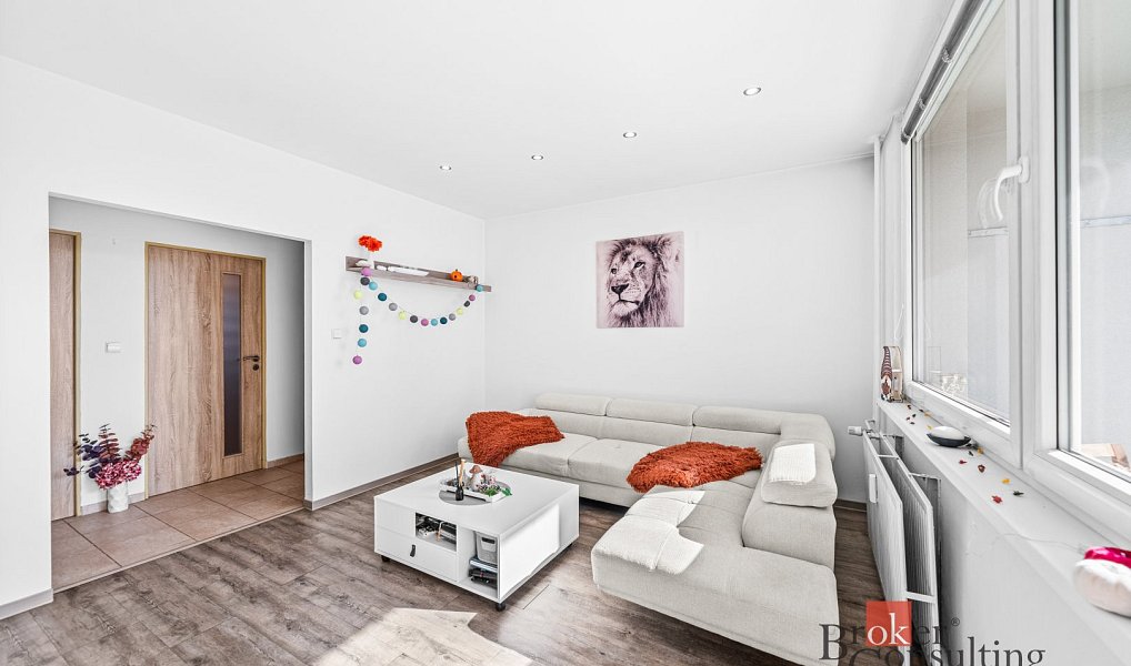 Prodej bytu 3+1 70 m², Dobřany – náhled fotky 7