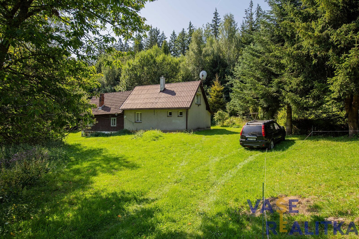 Prodej domu 103 m² s pozemkem 28 447 m²