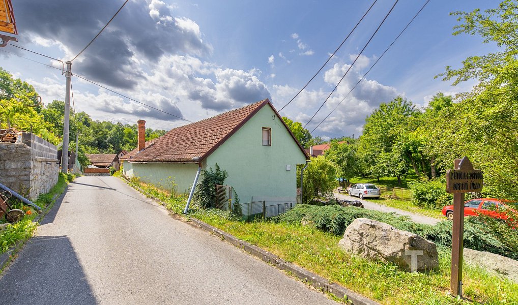 Prodej domu 115 m² s pozemkem 306 m², Lazinov – náhled fotky 12