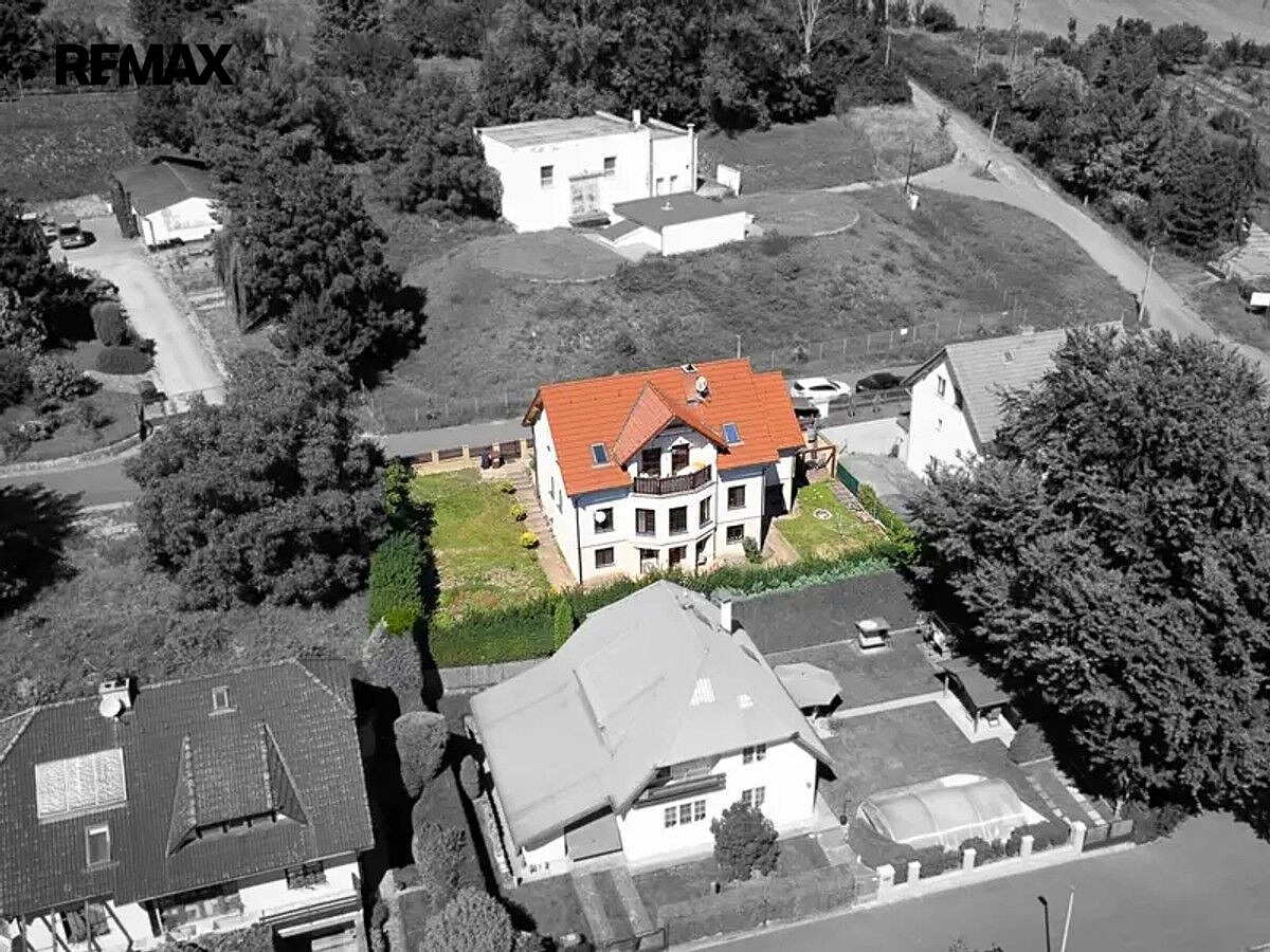 Prodej domu 254 m² s pozemkem 571 m²