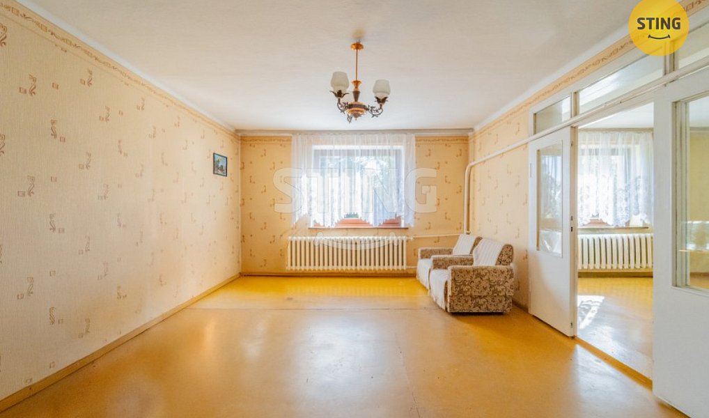 Prodej domu 410 m² s pozemkem 3 700 m², Holasovice – náhled fotky 14