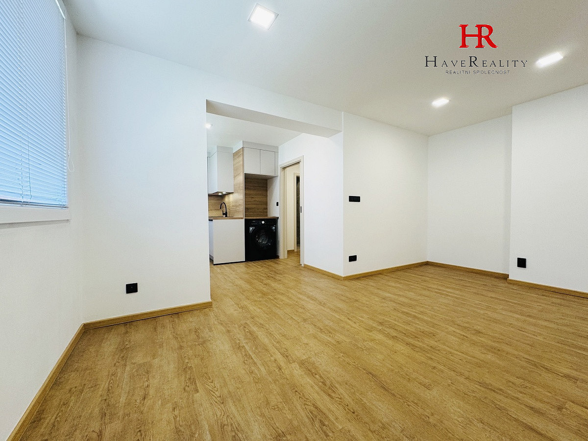 Pronájem bytu 1+kk 36 m² – fotografie 4