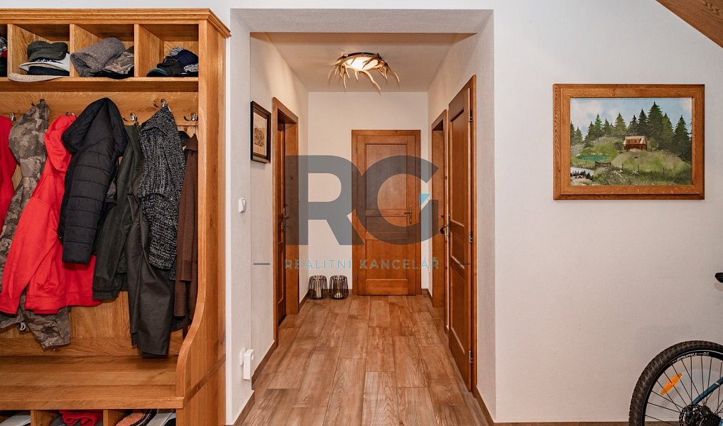 Prodej domu 491 m² s pozemkem 1 781 m², Písek – náhled fotky 33