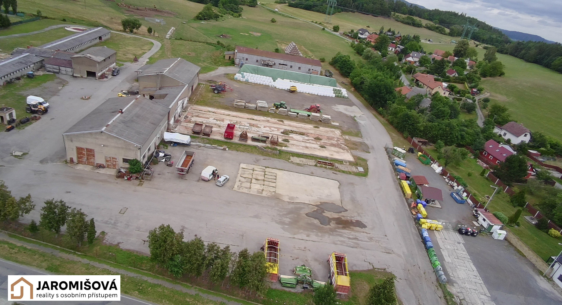 Pronájem komerčního pozemku 8 350 m² – fotografie 3
