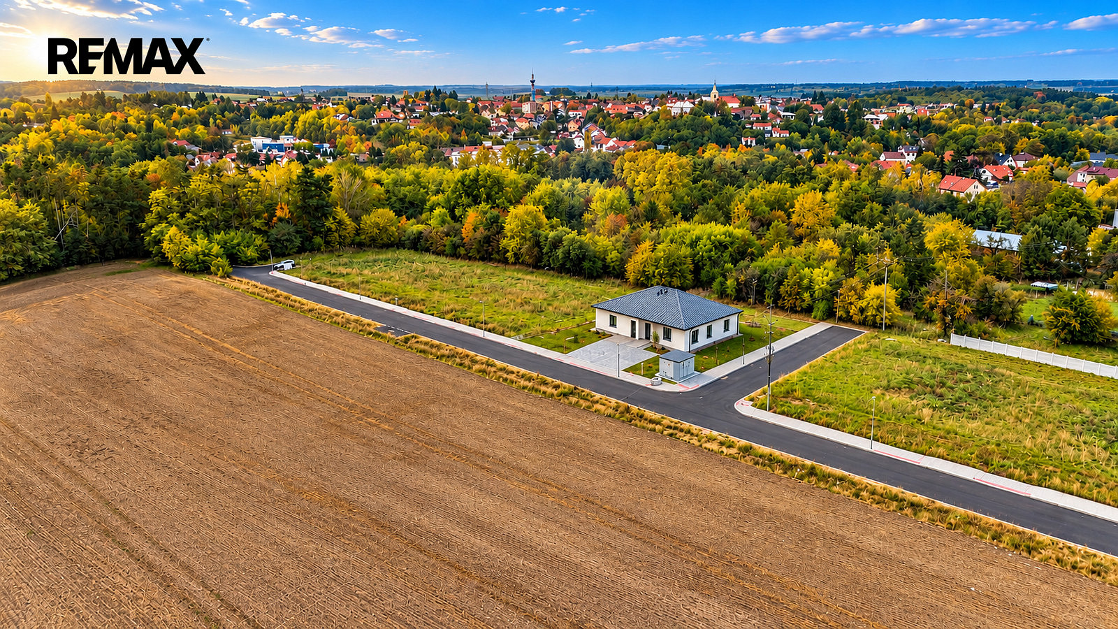 Prodej stavebního pozemku 911 m²