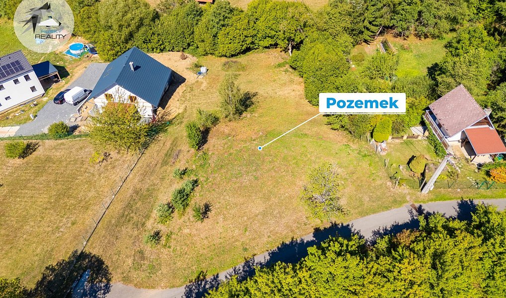 Prodej stavebního pozemku 2 069 m², Horní Lhota – náhled fotky 2