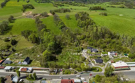 Prodej stavebního pozemku 1 218 m², Petrovice, okres Ústí nad Labem