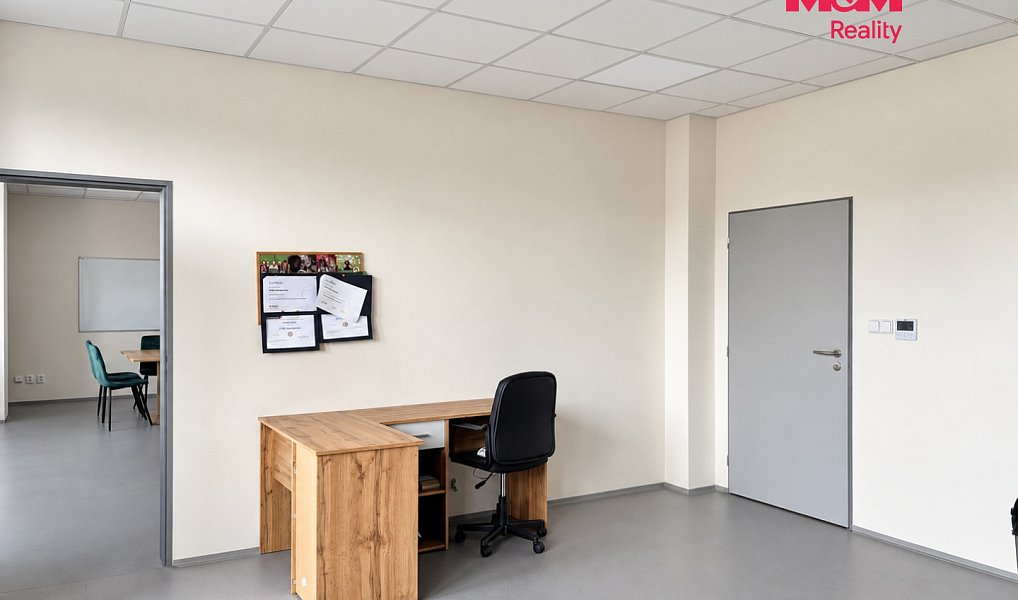 Pronájem kanceláře 72 m², Přeštice – náhled fotky 5